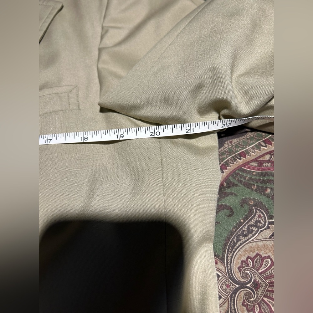 Brooks Brothers men’s Blazer Khaki color see photos description for measurements - Picture 8 of 11